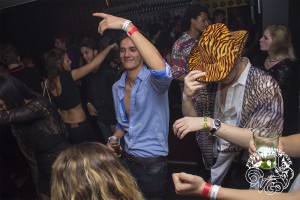 Hoeren en Pooiers -16- 2015 © Les Adu