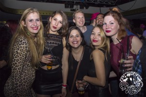 Hoeren en Pooiers -34- 2015 © Les Adu