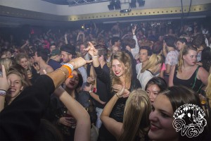 Hoeren en Pooiers -58- 2015 © Les Adu