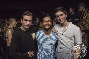 Hoeren en Pooiers -87- 2015 © Les Adu