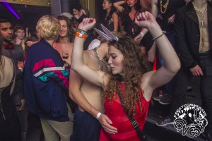 Hoeren en Pooiers -97- 2015 © Les Adu