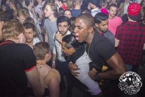 Hoeren en Pooiers -114- 2015 © Les Adu