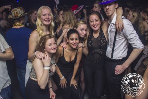 Hoeren en Pooiers -115- 2015 © Les Adu