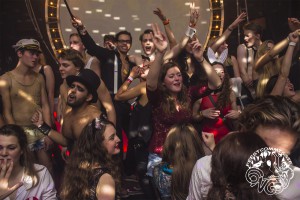 Hoeren en Pooiers -121- 2015 © Les Adu 