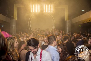 Hoeren en Pooiers -131- 2015 © Les Adu 